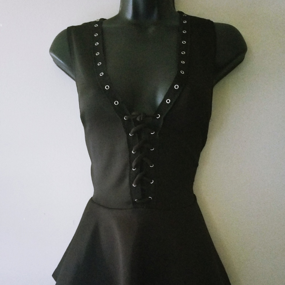 Black Womens String Up Blouse Size Medium